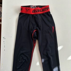 Bauer Compression Fit Base Layer in Black with red detailing | Hockey preowned